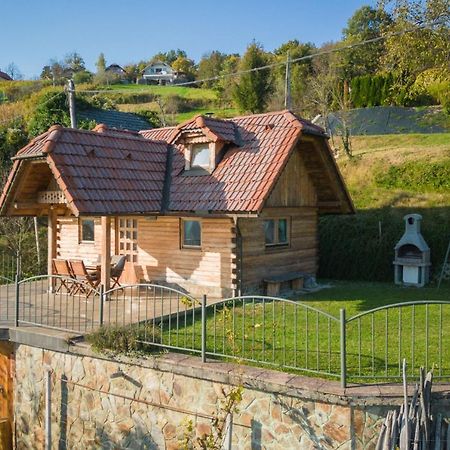 Vineyard Chalet Hansel And Gretel - Happy Rentals Otočec Eksteriør bilde