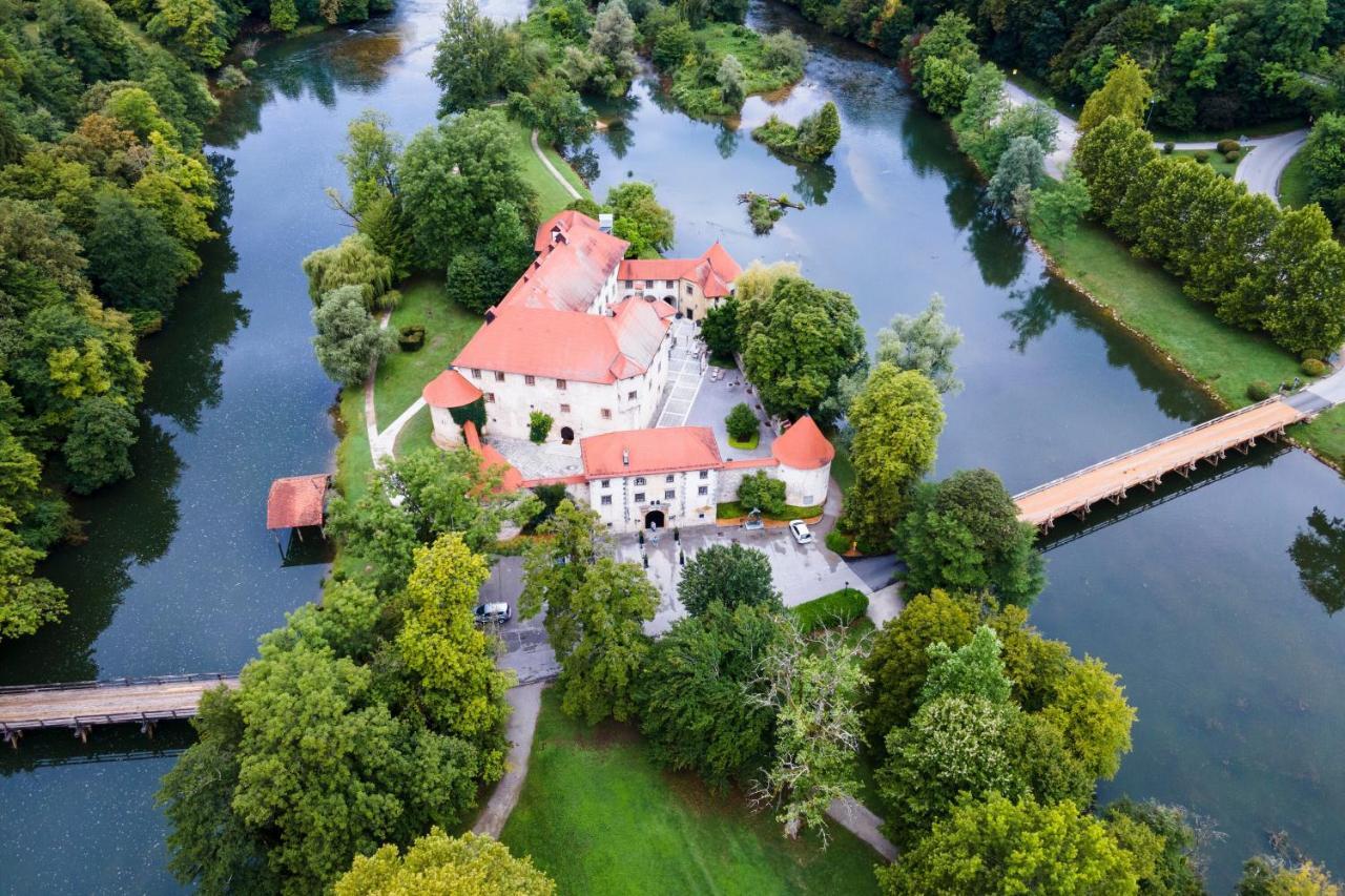 Vineyard Chalet Hansel And Gretel - Happy Rentals Otočec Eksteriør bilde